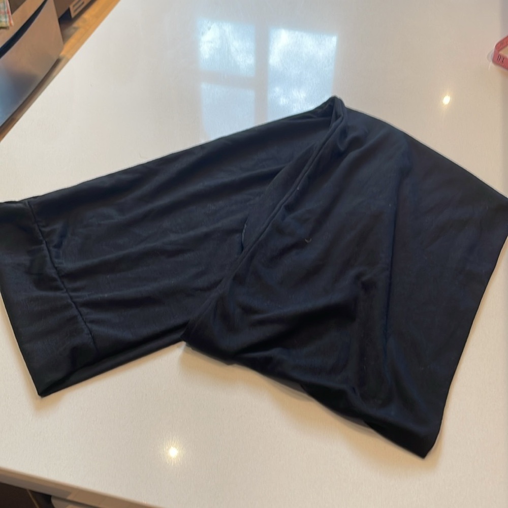 Infinity Scarf with Zippered Pocket, Black - Picture 5 of 6